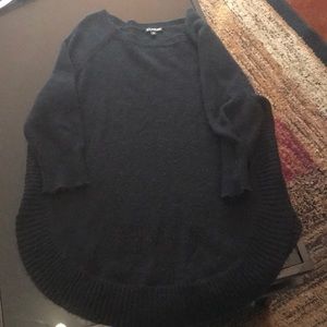 Black Express Sweater (3/4 sleeves)